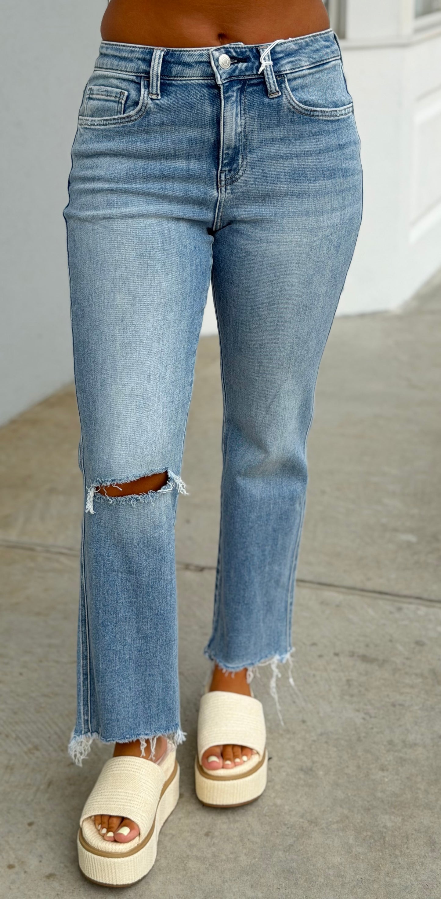 High Rise Distressed Knee Jeans