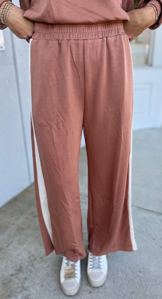 Cinnamon Side Stripe Pants