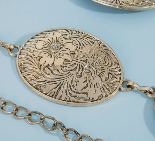 Flower Engraved Oval Concho Chain Belt
