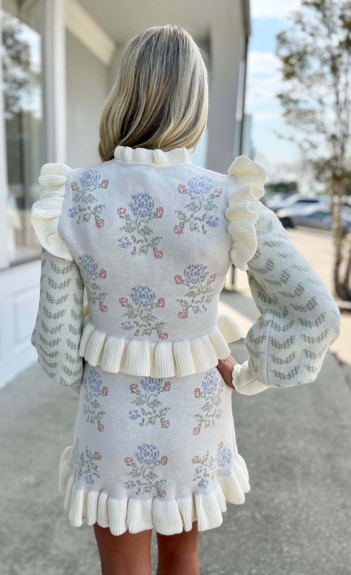 Floral Jacquard Knit Top and Skirt SET