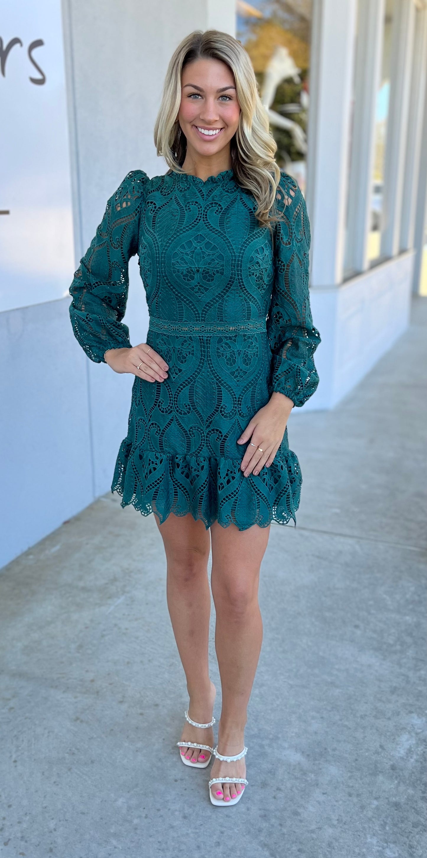 Emerald Green Lace Scallop Hem Puff Sleeve Mini Dress
