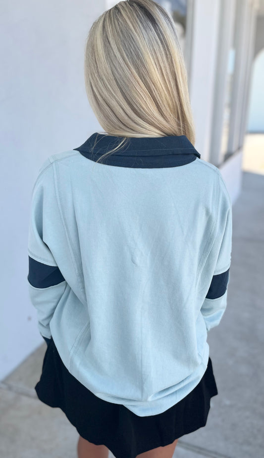 Cloud Blue/Navy Crestline Collared Pulover