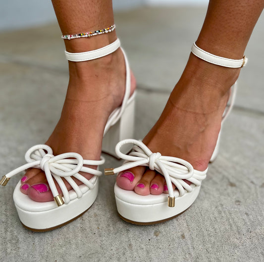 Edith Twisted Knot Heel