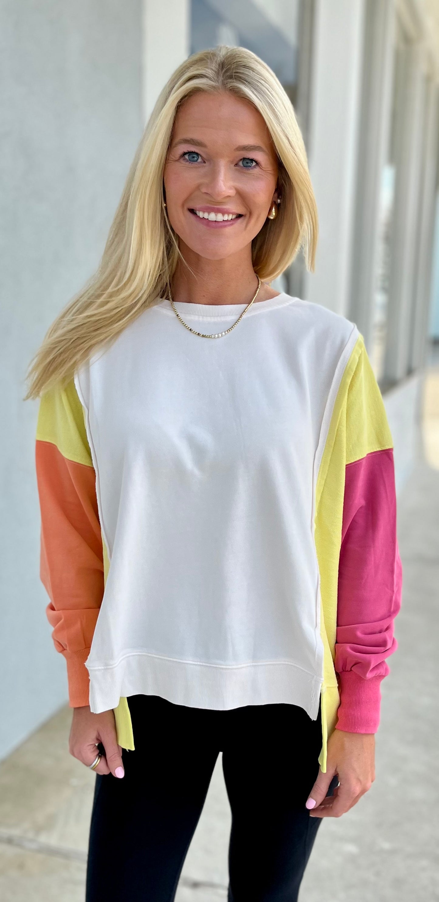 Side Slit Colorblock Sweatshirt