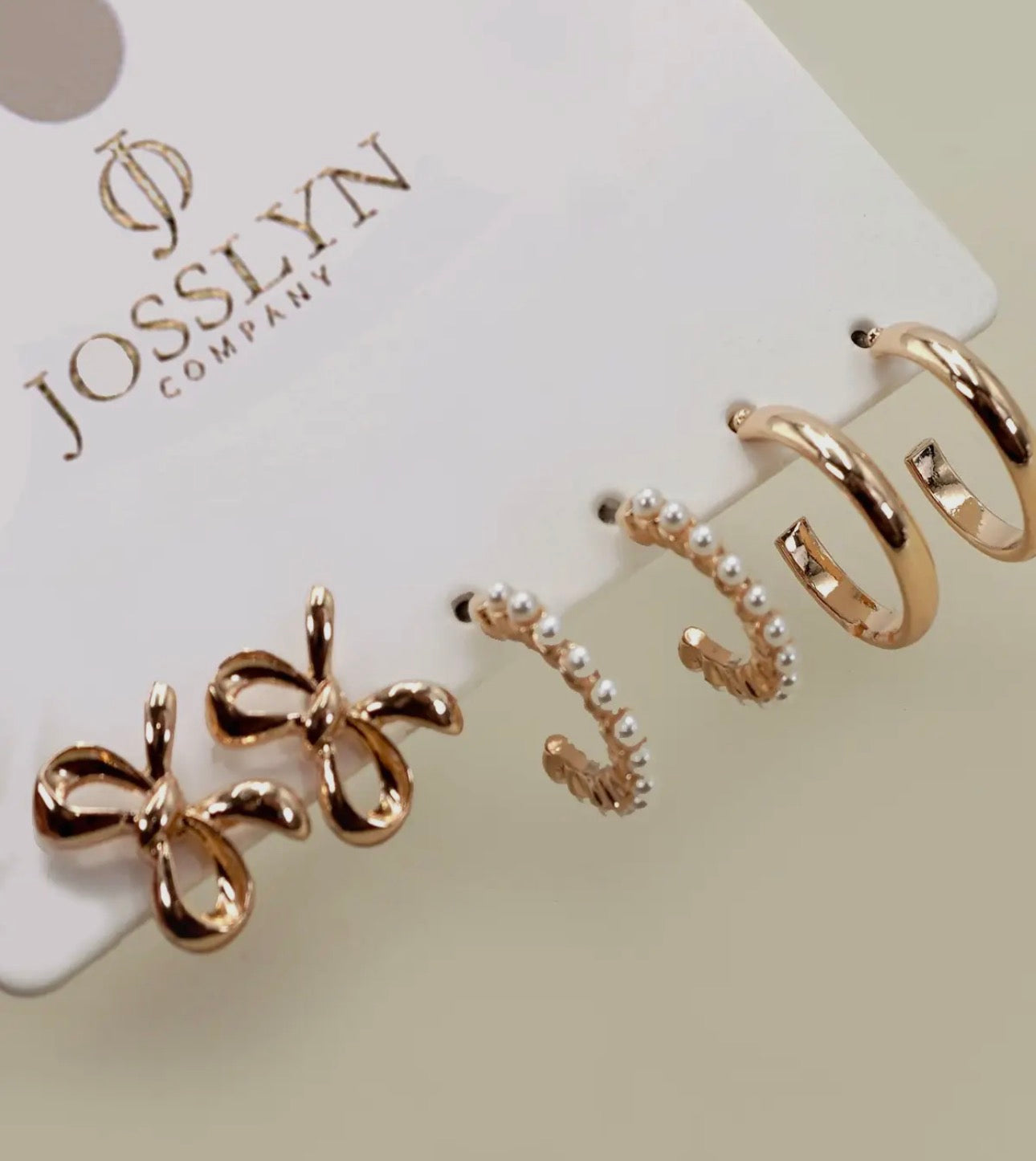 Gold Bow Pearl Studded Trio