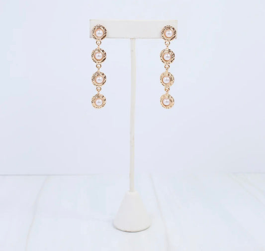 Aella Hammered Pearl Dangle Earrings