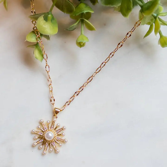 18K Pearl Burst Necklace