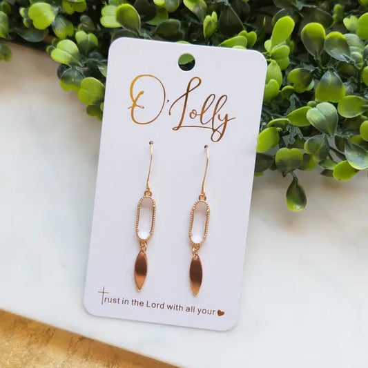 Ivy Dainty Earrings