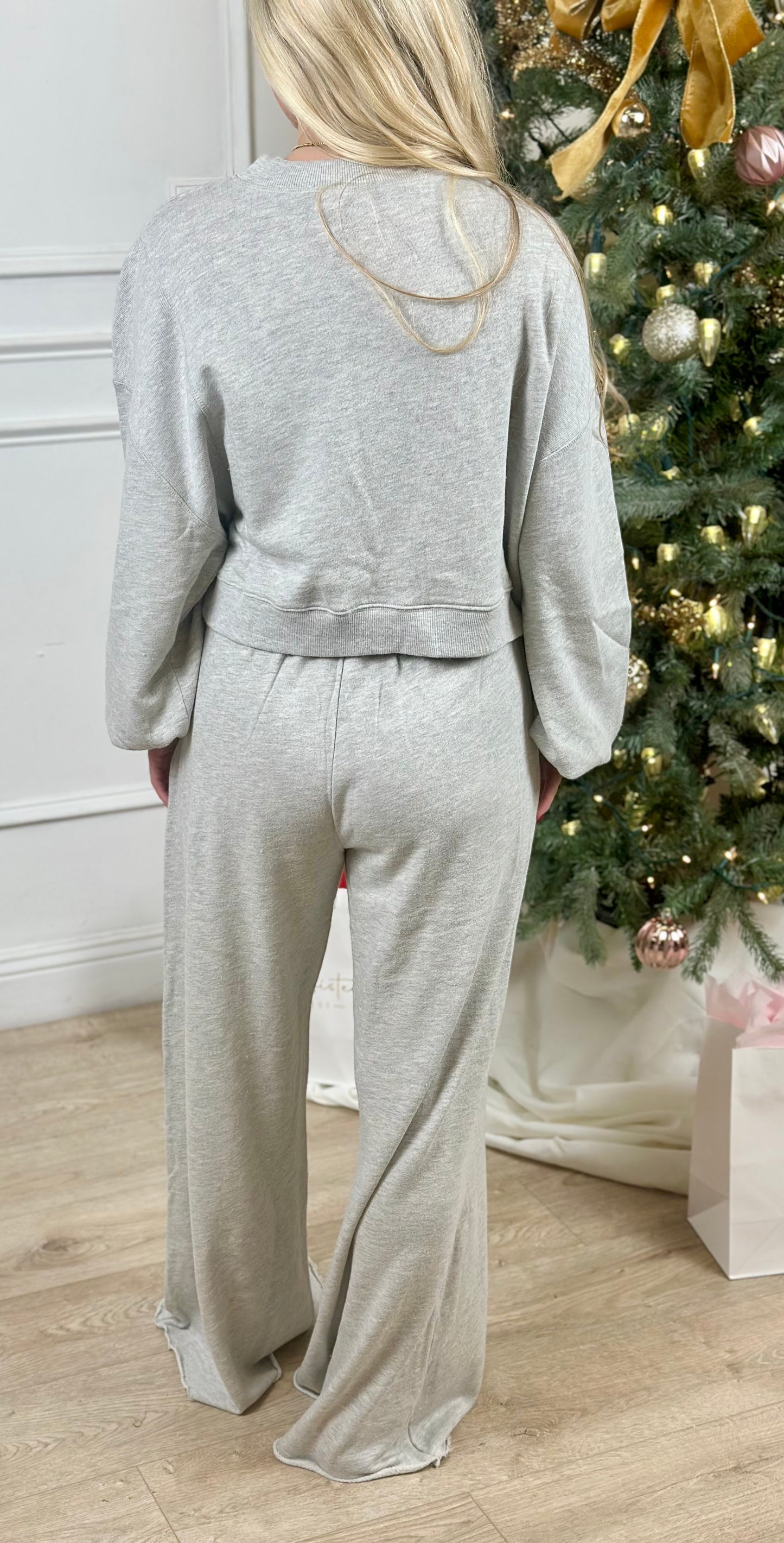 H Grey Semi-Cropped Ribbed Sweatshirt