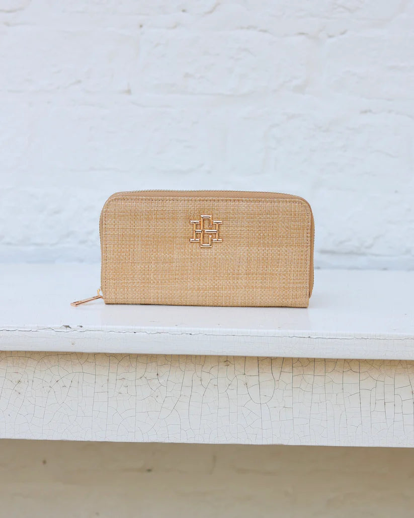 Penelope Wallet, Natural