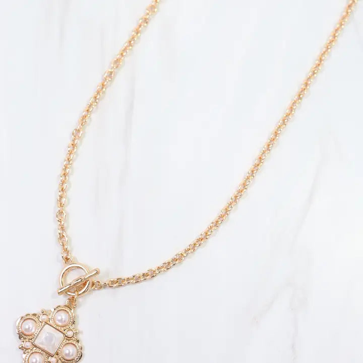 Dalby Pendant Chain Necklace