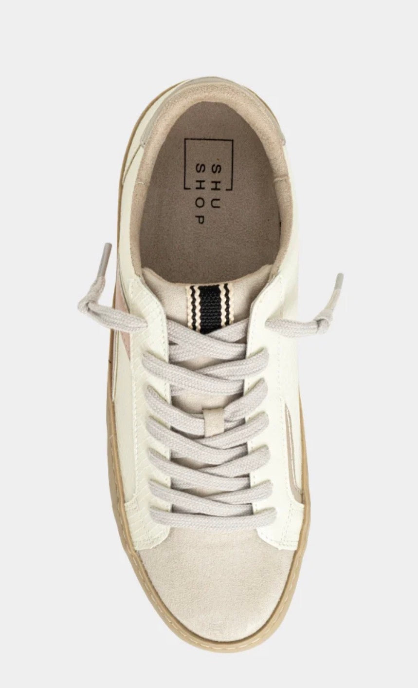 Robbie Sneaker , Bone Snake