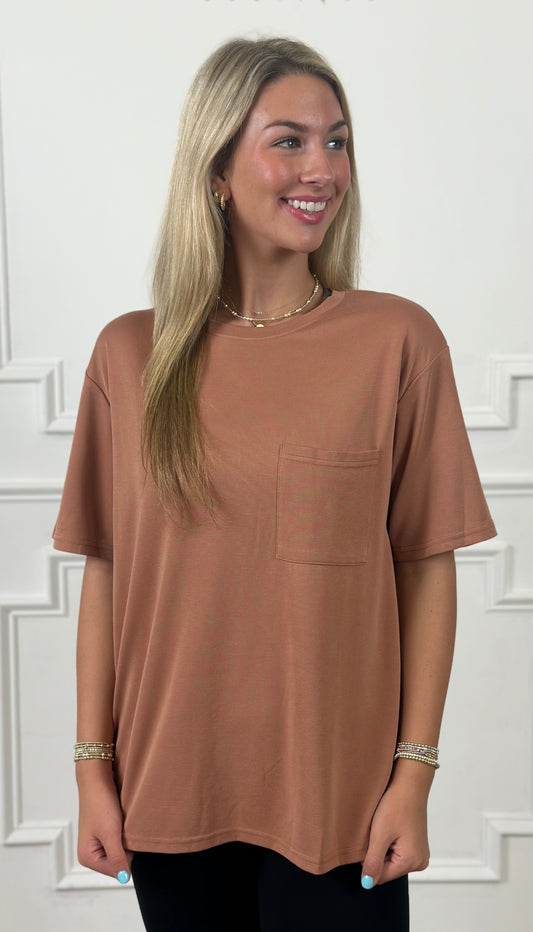 Caramel Short Sleeve Knit Top With Pocket