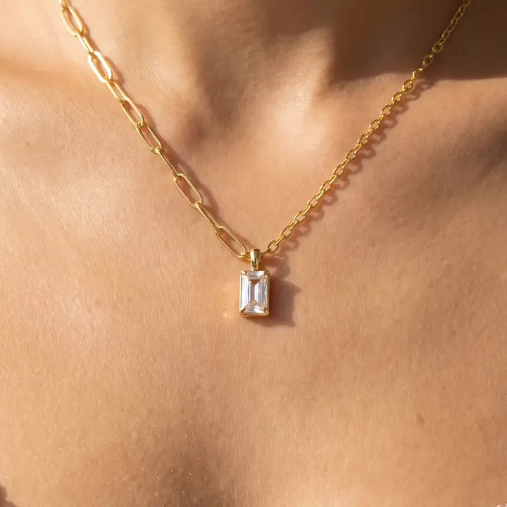 Paperclip Radiant Necklace