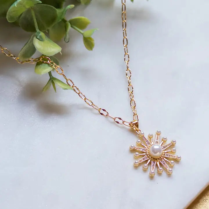18K Pearl Burst Necklace