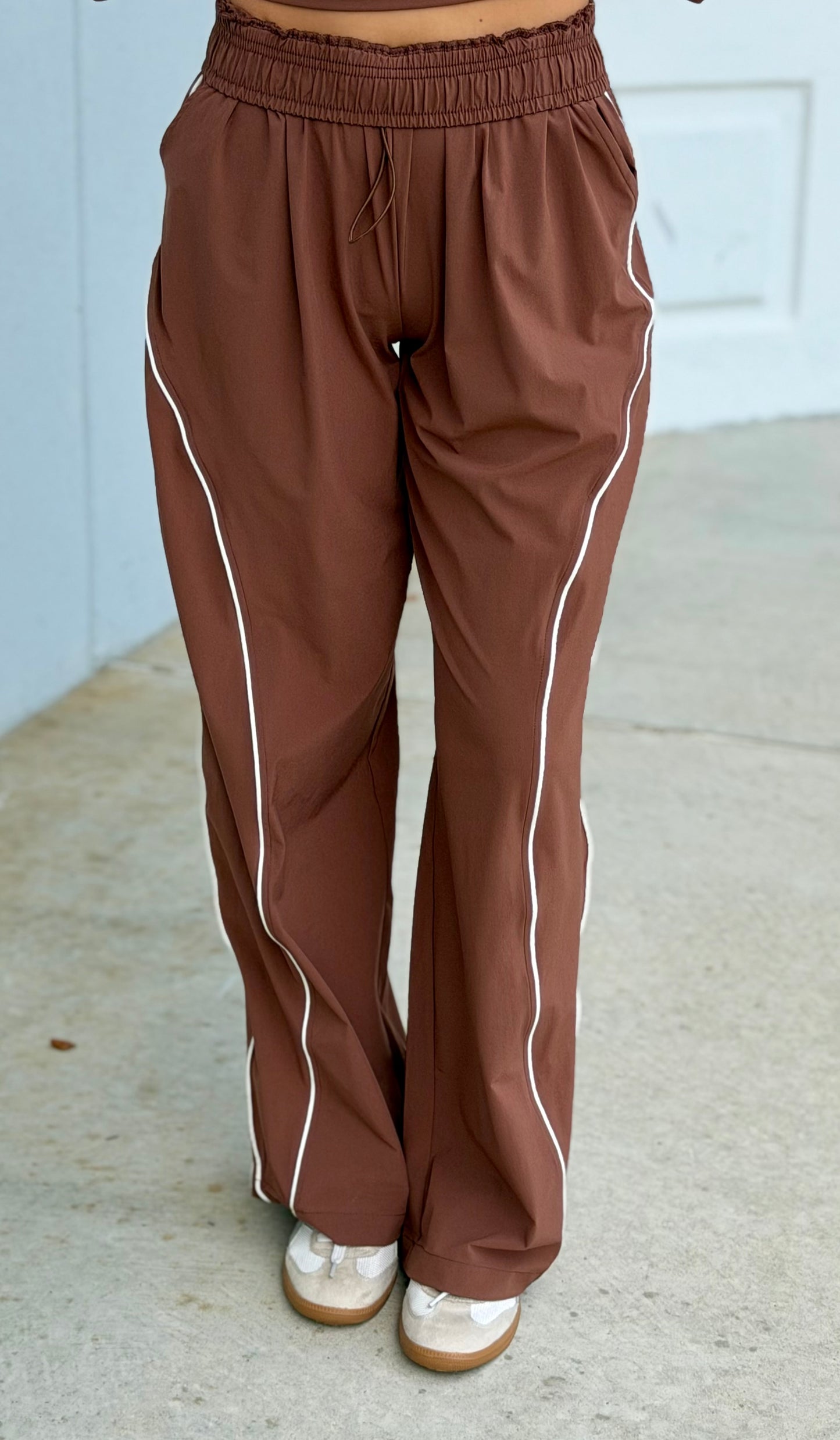 NovaFlex Curved Classic Track Pants, Cocoa