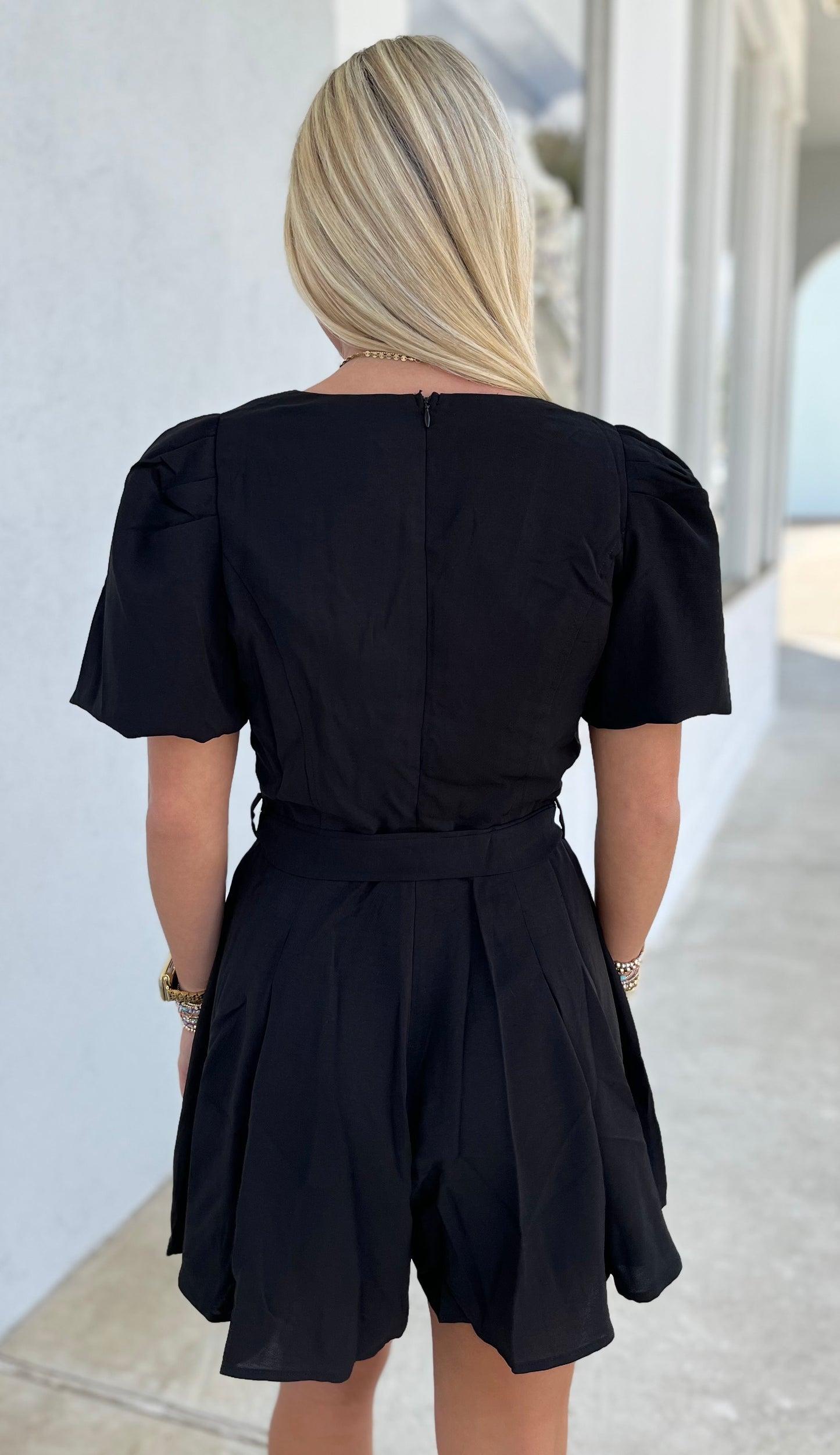 Volume Sleeve Romper w/Waist Belt , Black