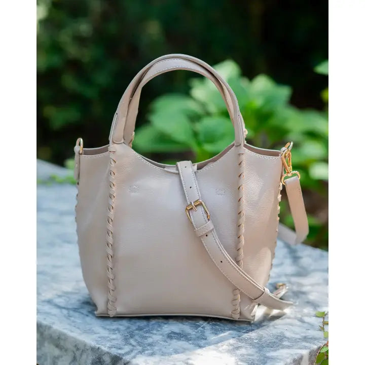 Allison Tote-Stone