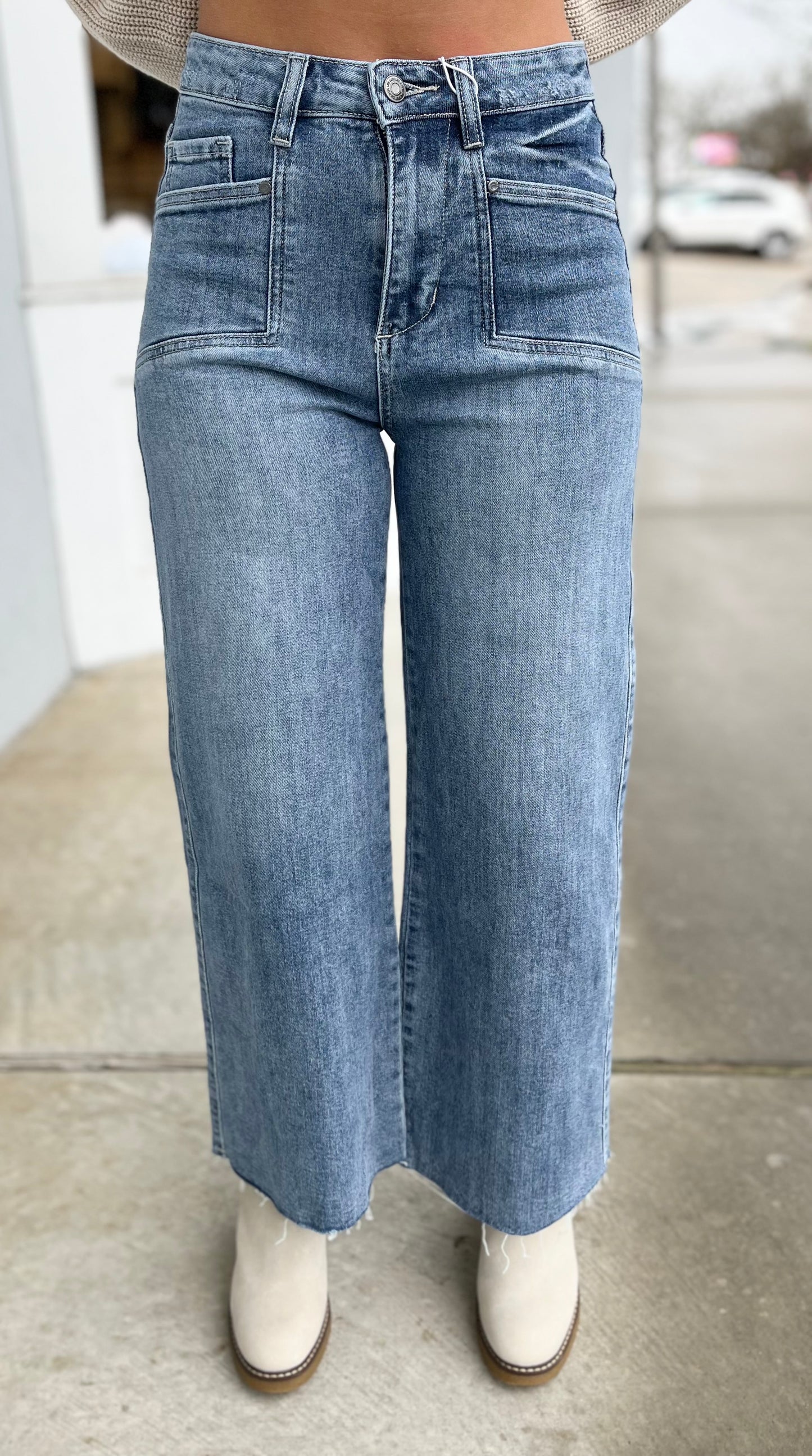 Medium Washed Denim Cropped Pants