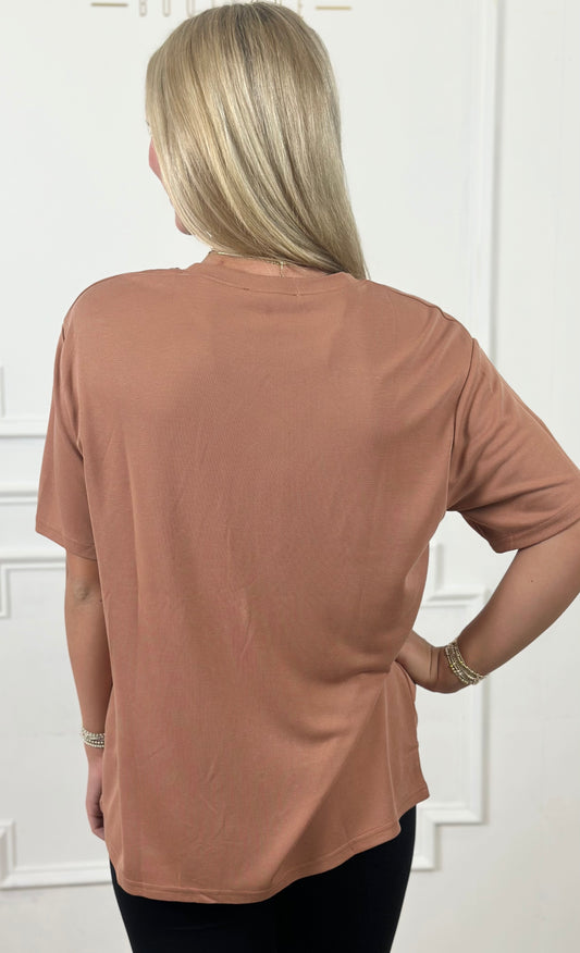 Caramel Short Sleeve Knit Top With Pocket