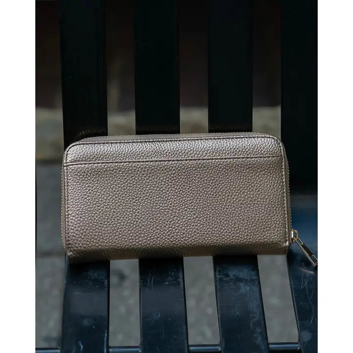 Penelope Wallet, Bronze