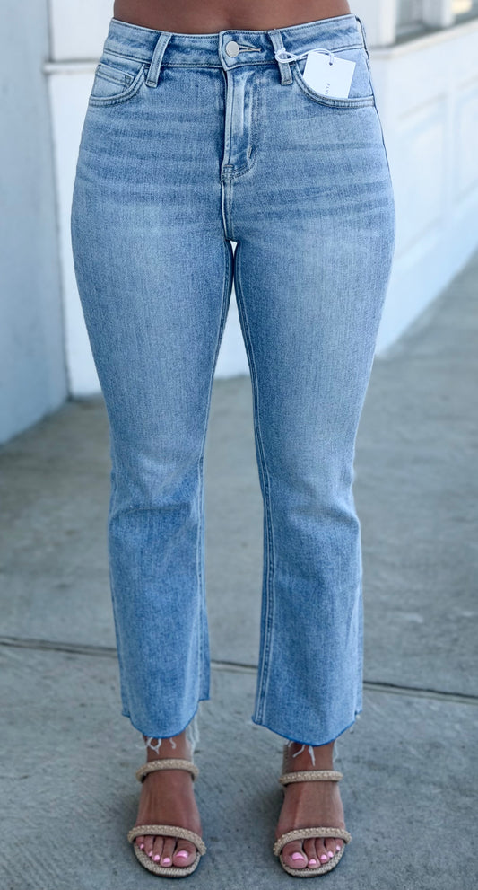 Astonishing High Rise Kick Flare