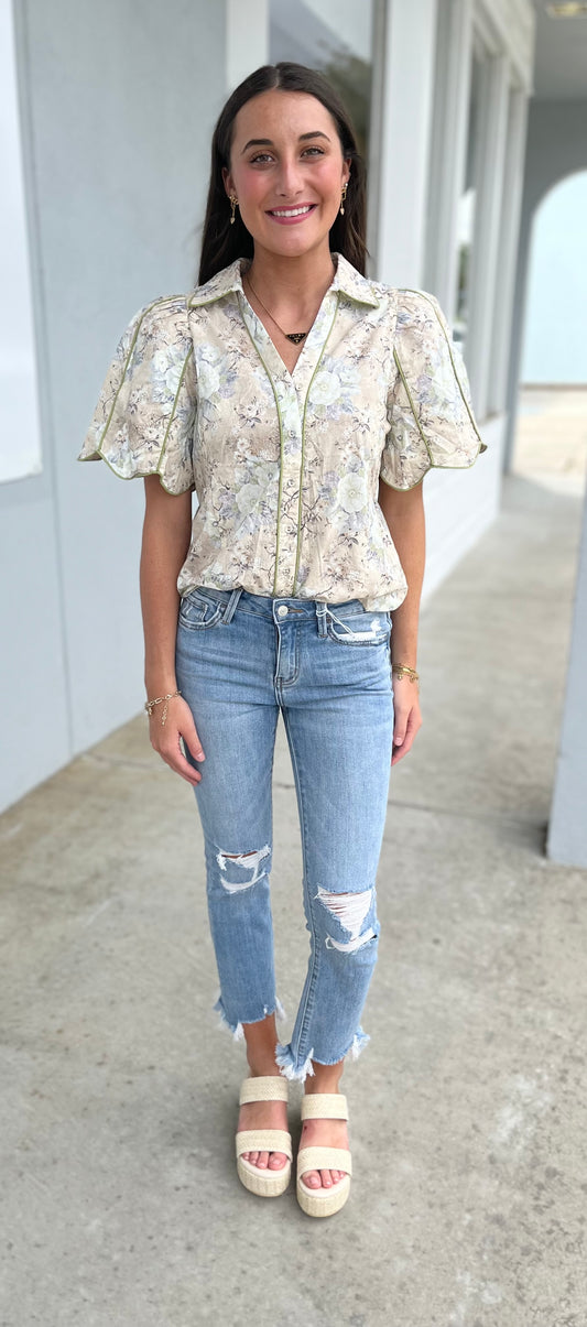 Floral Button Down Puff Sleeve Top