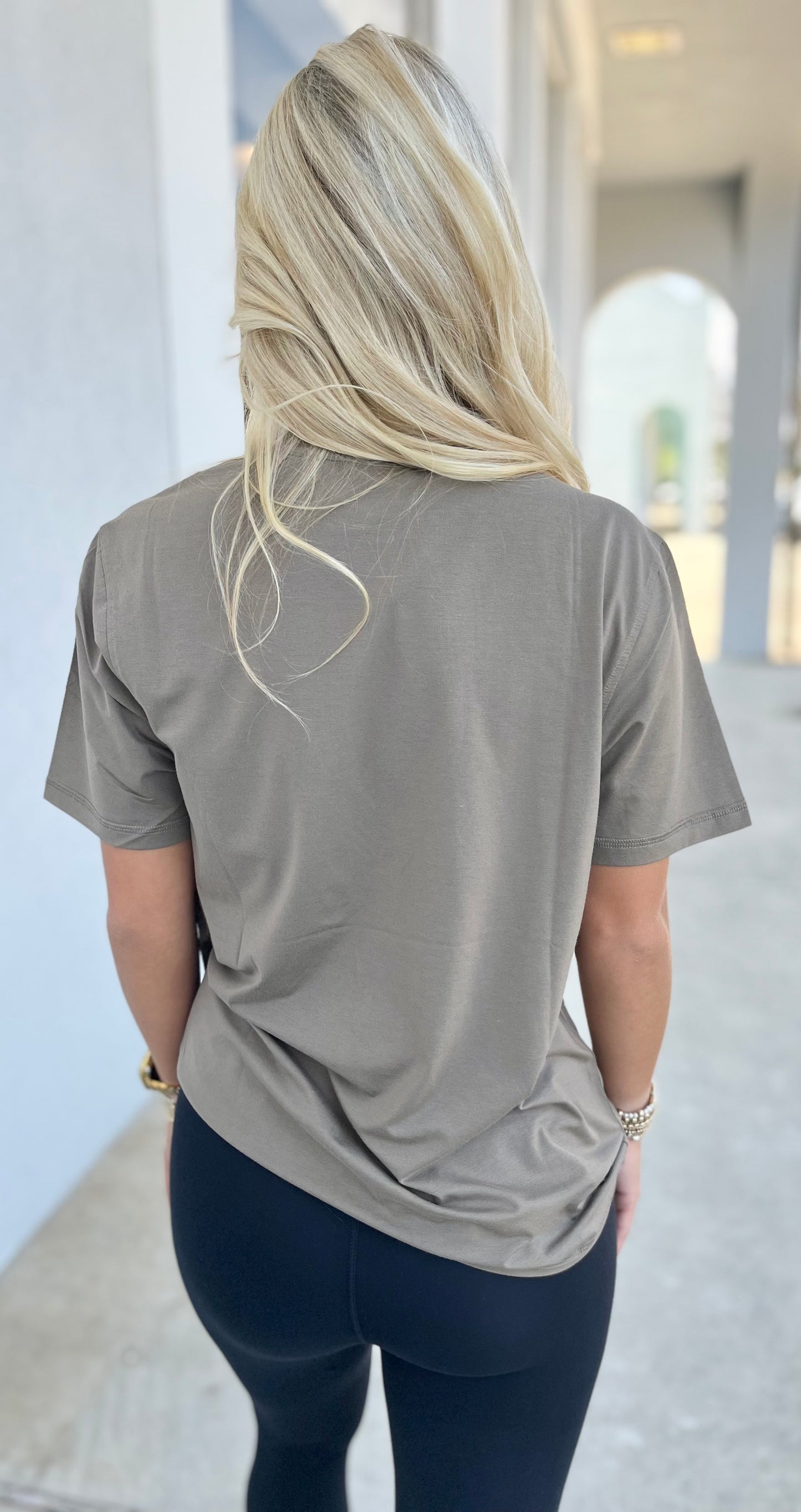 Air Essentials Crew Neck Tee, Olive