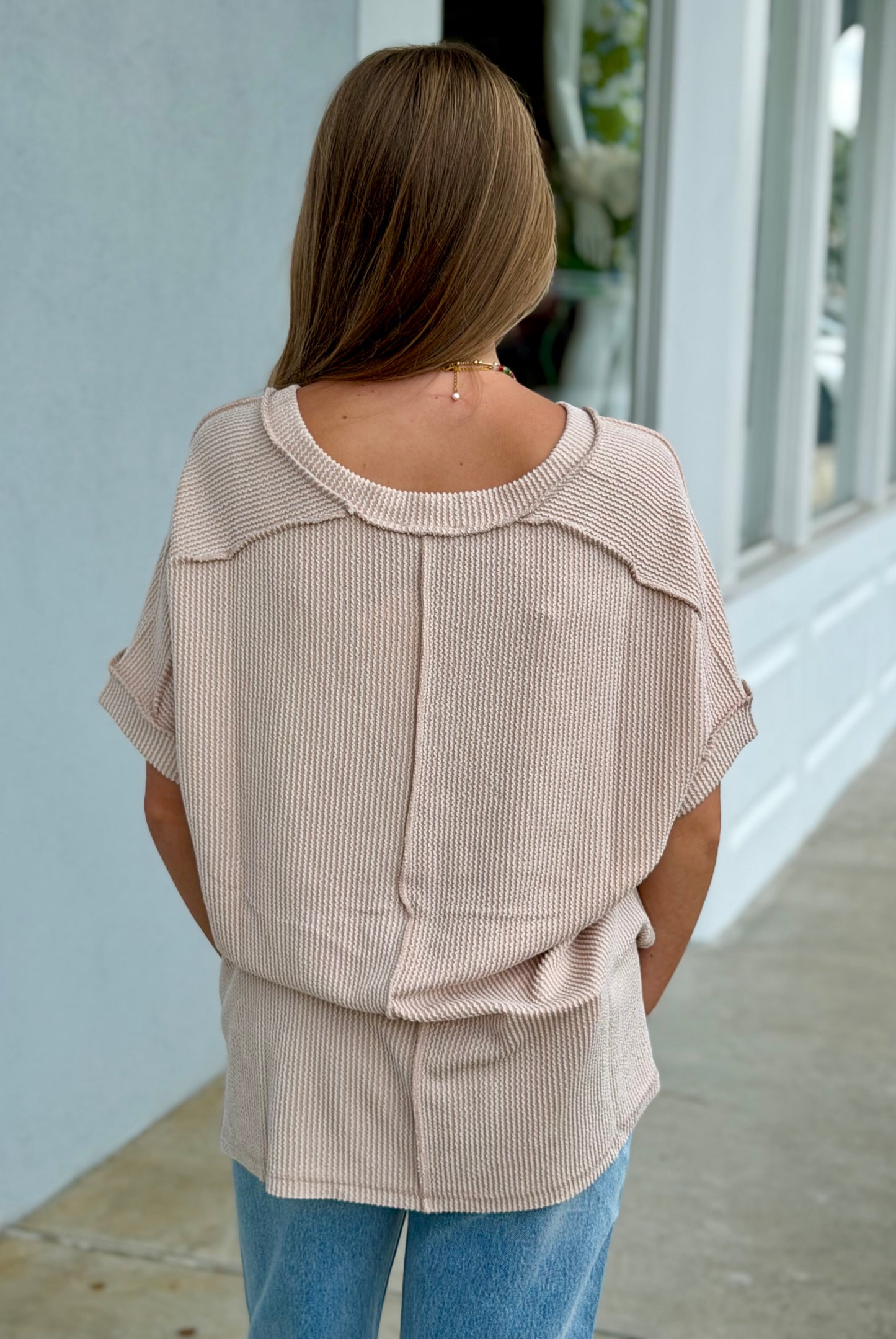 Raised Rib Hi Low V Neck Tee, Sand Beige