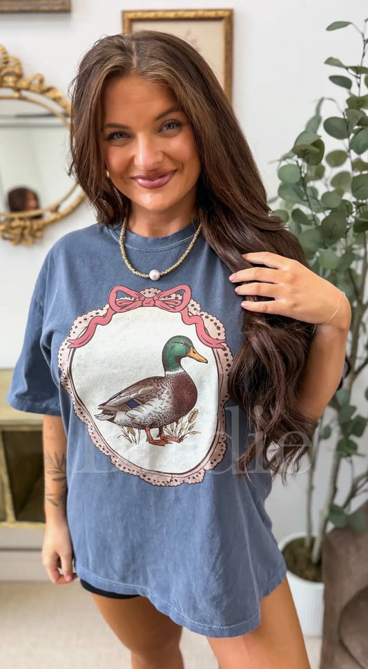 Vintage Duck With Bow Graphic Tee