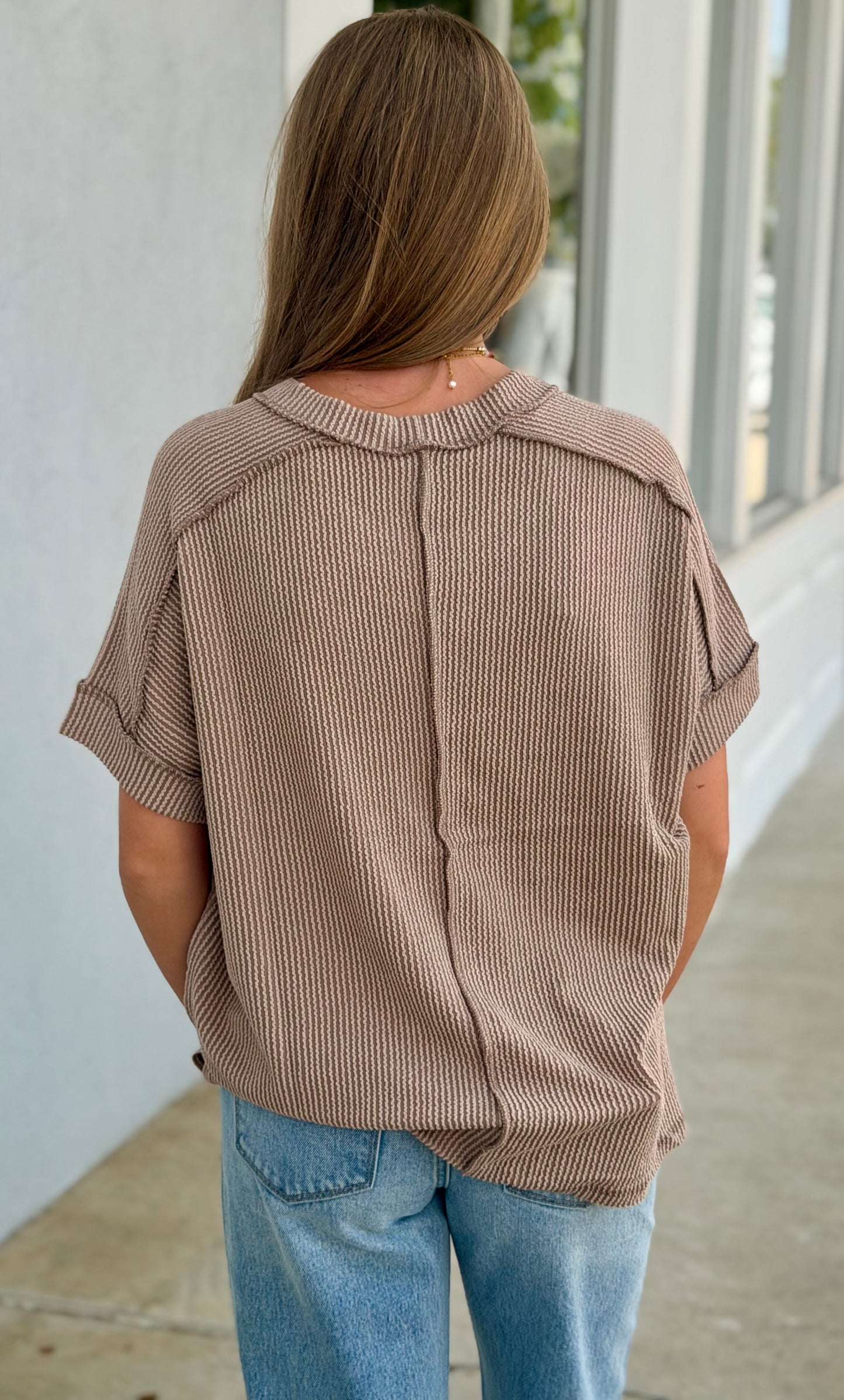 Raised Rib Cuff Sleeve Round Neck Tee, Cocoa