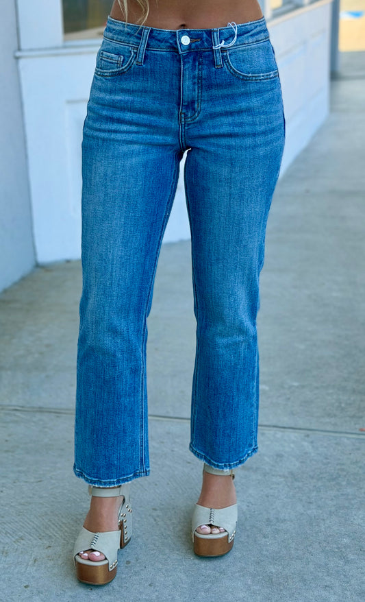 Mid Rise Crop Straight Jean