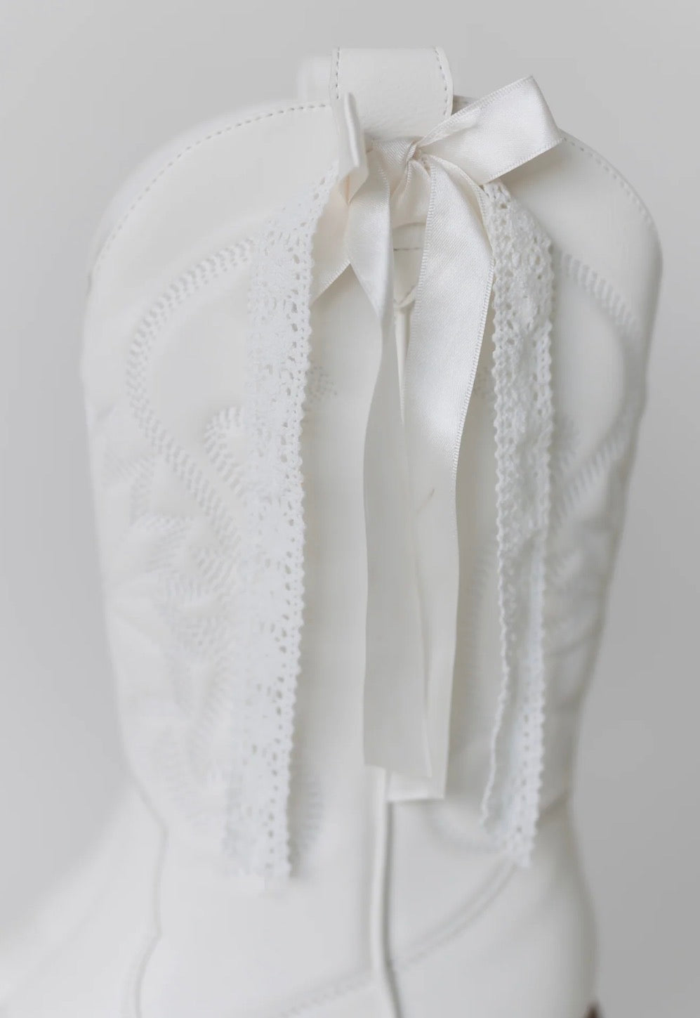 White Lucilla Cowgirl Boot w/Ribbon