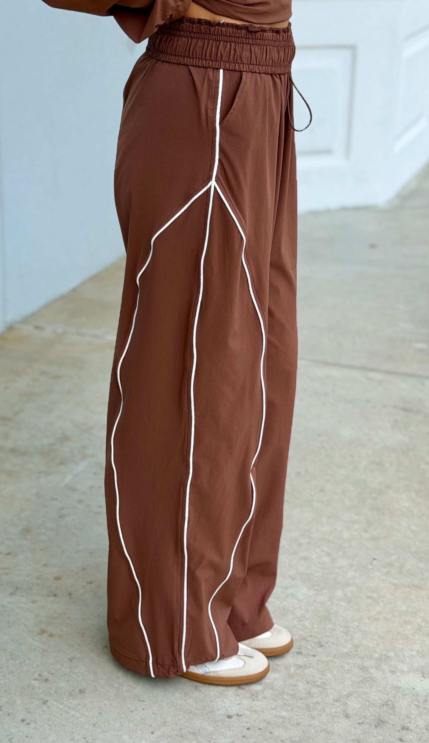 NovaFlex Curved Classic Track Pants, Cocoa