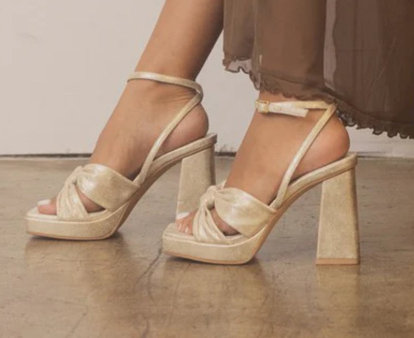 Gold Knotted Band Platform Heels