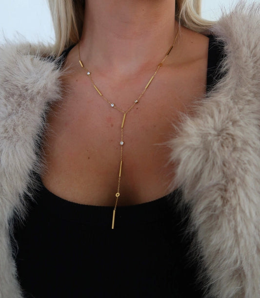 Lily Necklace