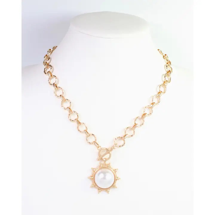 Macquarie Pearl Toggle Necklace