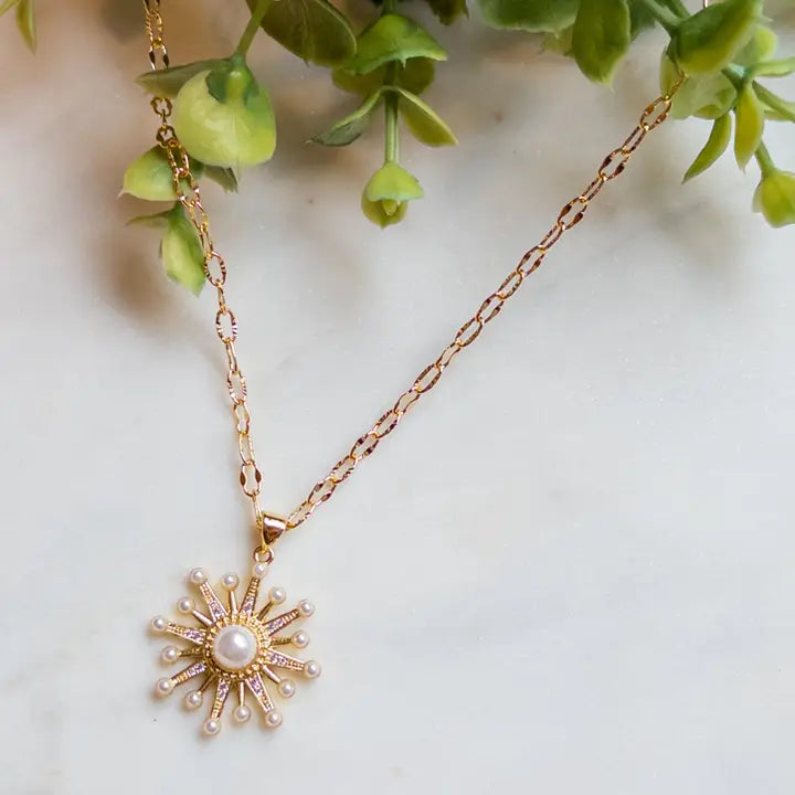 18K Pearl Burst Necklace