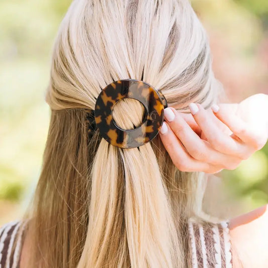 Tortoise Medium Circle Clip