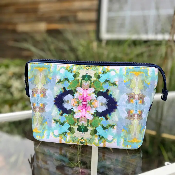 Nantucket Bloom Neoprene Bag