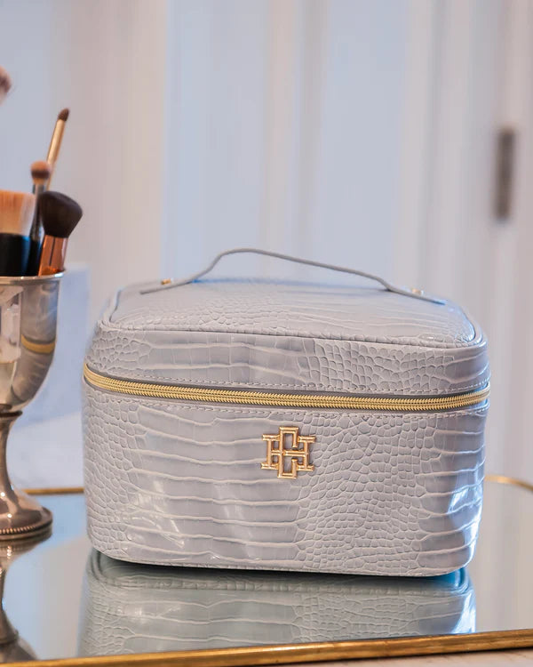 Hampton Train Case, Baby Blue